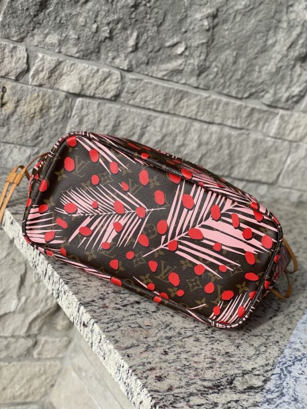 Louis Vuitton Jungle Dot Neverfull MM - Image 9