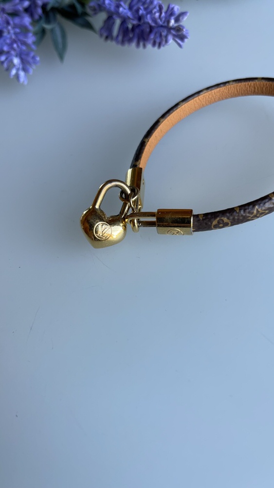Louis Vuitton Bracelet Size 19 - LVLENKA Luxury Consignment