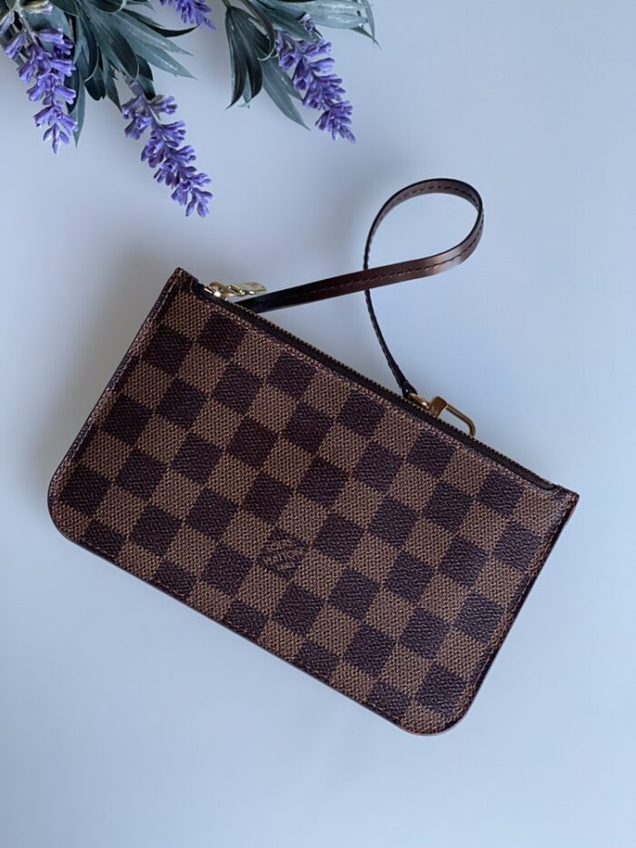IMG_4316-1 Louis Vuitton Neverfull PM Pouch Damier Ebene - Image 1