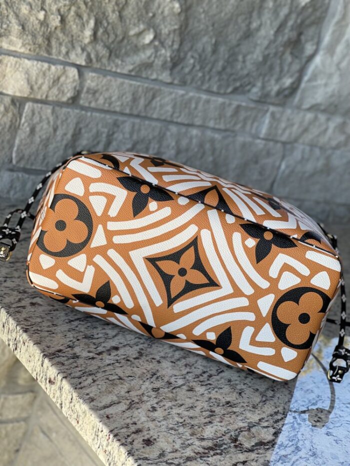 Louis Vuitton Neverfull MM Crafty - Image 9