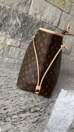 Louis Vuitton Neverfull GM With Pouch Monogram Pivoine - Image 5