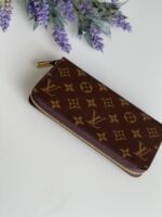 Louis Vuitton Full Size Zippy Wallet Monogram - Image 3
