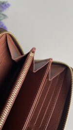 Louis Vuitton Full Size Zippy Wallet Monogram - Image 9