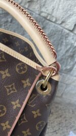 Louis Vuitton Artsy MM Monogram - Image 3
