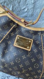 Louis Vuitton Galliera PM Monogram - Image 3