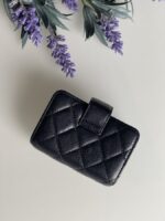 Chanel Caviar Quilted Gusseted Card Holder Black - Image 4