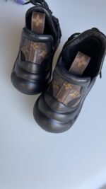 Louis Vuitton Calfskin Patent Monogram LV Archlight Sneakers 37.5 Black - Image 4