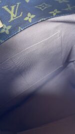 Louis Vuitton Sully MM - Image 13