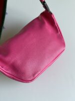 Gucci Large Logo BeltBag Pink - Image 7