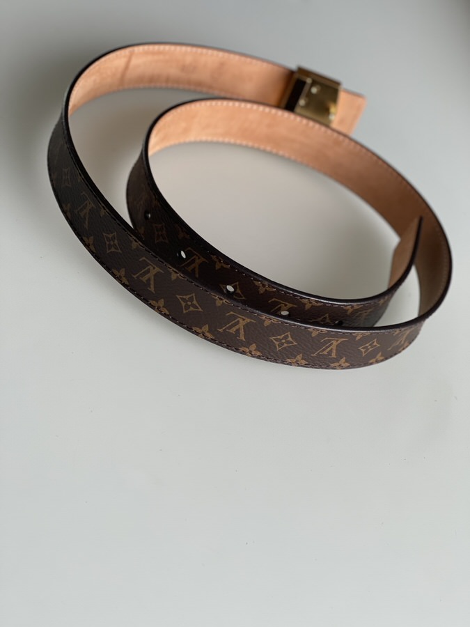 Louis Vuitton Monogram Belt - LVLENKA Luxury Consignment