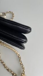 Louis Vuitton Pochette Coussin Noir - Image 9