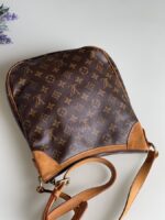 Louis Vuitton Odeon PM Monogram - Image 11