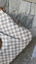 Louis Vuitton Siracusa GM Damier Azur - Image 9