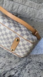 Louis Vuitton Siracusa GM Damier Azur - Image 13