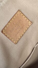Louis Vuitton Siracusa GM Damier Azur - Image 19