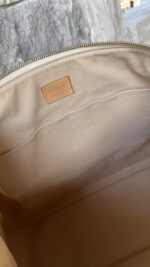Louis Vuitton Siracusa GM Damier Azur - Image 20