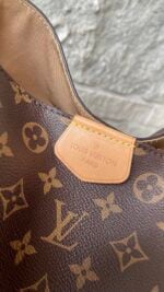 Louis Vuitton Graceful MM Monogram Beige - Image 3