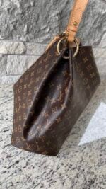 Louis Vuitton Graceful MM Monogram Beige - Image 4