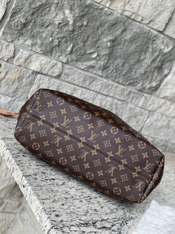 Louis Vuitton Graceful MM Monogram Beige - Image 8
