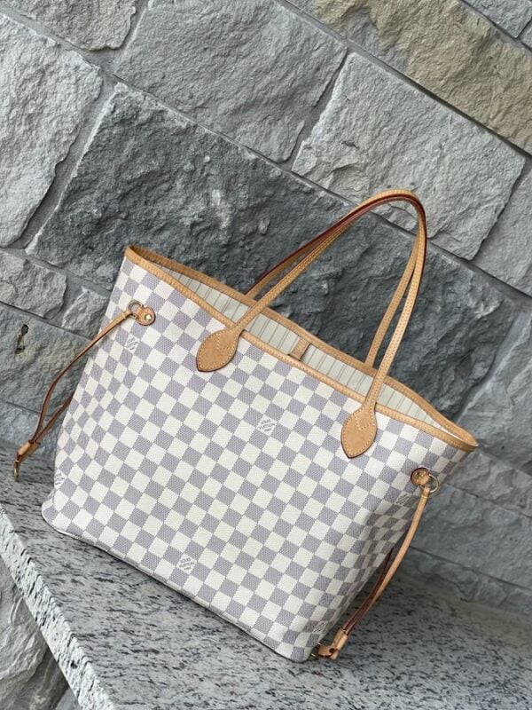 Louis Vuitton Neverfull MM Damier Azur Beige - Image 6
