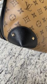 Louis Vuitton Reverse Monogram Triangle Softy - Image 12
