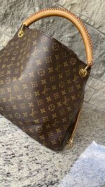 Louis Vuitton Artsy MM Monogram - Image 7
