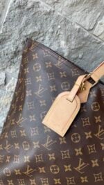 Louis Vuitton All In MM Monogram - Image 2