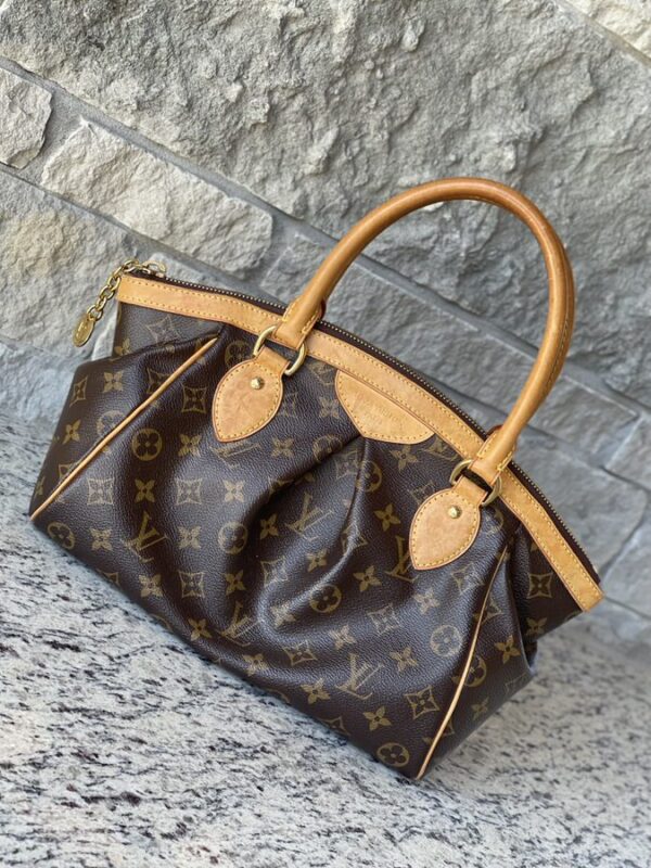 IMG_5489-1 Louis Vuitton Tivoli PM - Image 1