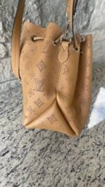 Louis Vuitton Bella Tote - Image 5
