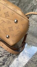 Louis Vuitton Bella Tote - Image 8