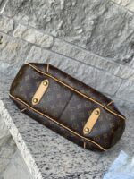Louis Vuitton Galliera PM Monogram - Image 10