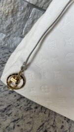 Louis Vuitton Artsy MM Empreinte Neige White - Image 3