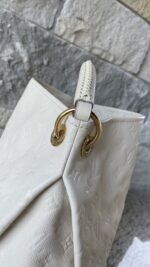 Louis Vuitton Artsy MM Empreinte Neige White - Image 6