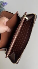 Louis Vuitton Monogram Daily Organizer - Image 7