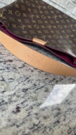 Louis Vuitton Graceful PM Monogram Pivoine - Image 12