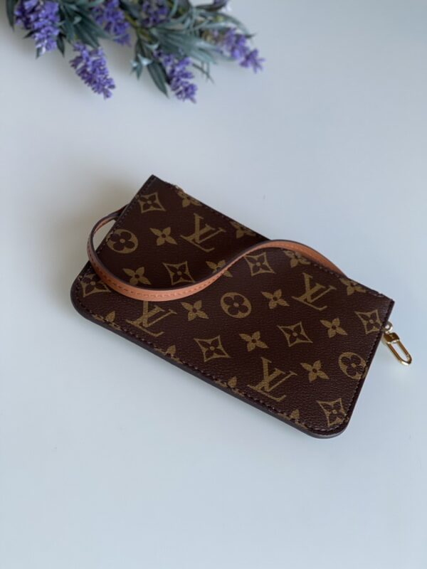 Louis Vuitton Loop Hobo Pouch - Image 2