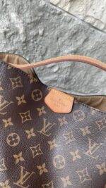Louis Vuitton Graceful MM Monogram Beige - Image 3