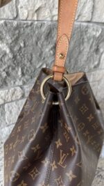 Louis Vuitton Graceful MM Monogram Beige - Image 5