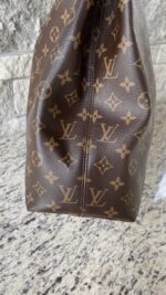 Louis Vuitton Graceful MM Monogram Beige - Image 9
