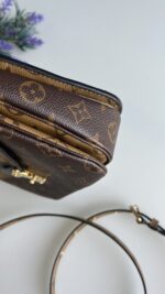 Louis Vuitton Pochette Metis Monogram Reverse - Image 10
