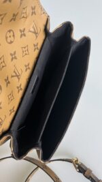 Louis Vuitton Pochette Metis Monogram Reverse - Image 12