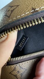 Louis Vuitton Pochette Metis Monogram Reverse - Image 19