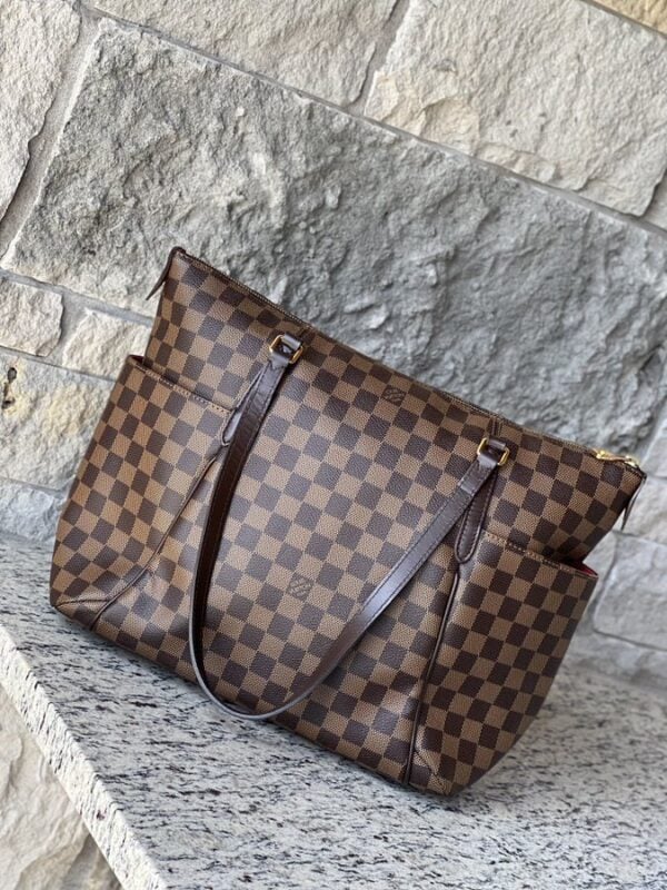 IMG_2180 2-1 Louis Vuitton Totally MM Damier Ebene - Image 1