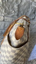Louis Vuitton Totally MM Damier Azur - Image 4