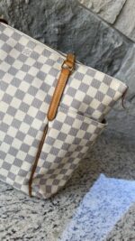 Louis Vuitton Totally MM Damier Azur - Image 7