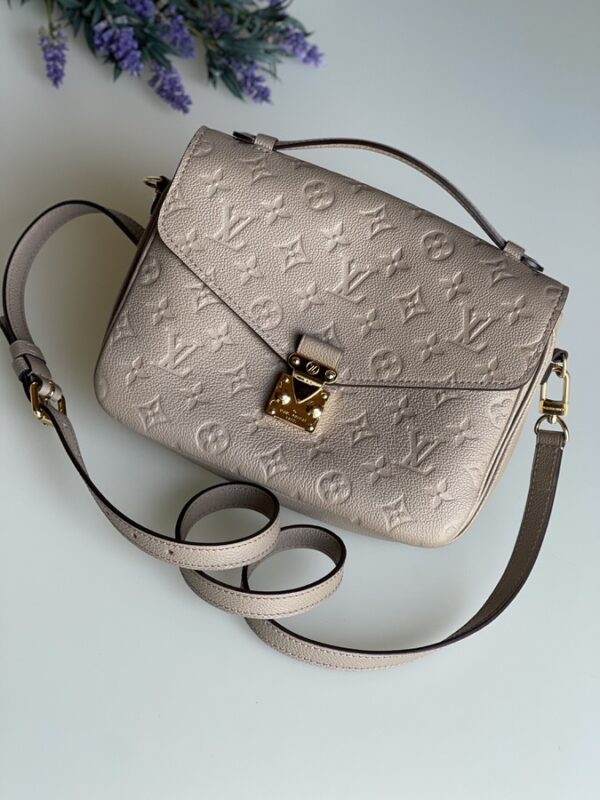 Louis Vuitton Pochette Metis Empreinte Turtledove - Image 2