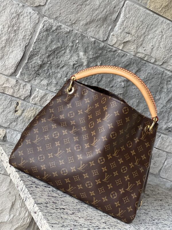 Louis Vuitton Artsy MM Monogram - Image 6