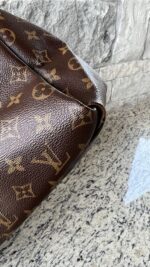 Louis Vuitton Artsy MM Monogram - Image 13