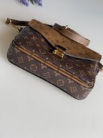 Louis Vuitton Pochette Metis Monogram Reverse - Image 3