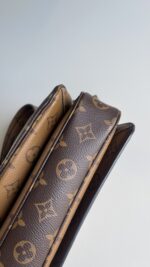 Louis Vuitton Pochette Metis Monogram Reverse - Image 4